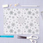 冬の白にかわいらし銀色のクリスマススノーフレーク 薄葉紙 (クラフト)