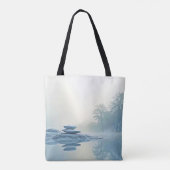 冬の禅:霧の湖のバランス トートバッグ (裏面)