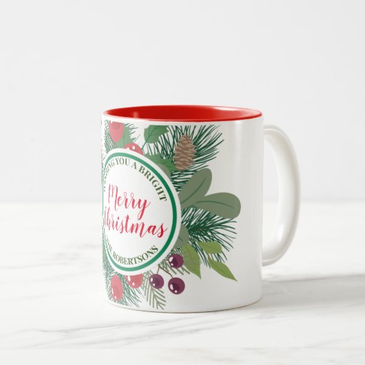 冬の緑のリースメリークリスマス ツートーンマグカップ (正面右)