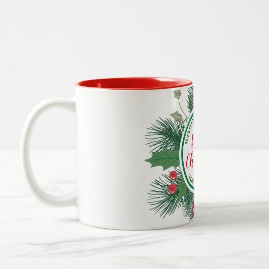 冬の緑のリースメリークリスマス ツートーンマグカップ (左)