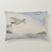 冬の羽毛のライチョウが雪を飛び越える アクセントクッション (正面)