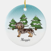 冬の茶色とタンのリンゴ短い髪のダックスシュント セラミックオーナメント (裏面)