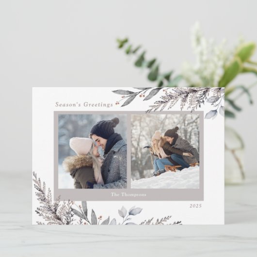 冬の葉と小枝の水彩2枚の写真 シーズンカード (スタンド正面)