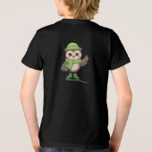 冬の装いのカートゥーンのフクロウ トライブレンドＴシャツ (裏面)