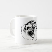 冬の見張りをするふわふわのトラ猫 コーヒーマグカップ (正面左)
