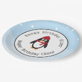 冬の誕生日のためのペンギン誕生日パーティープレート ペーパープレート (アングル)