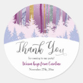 冬の誕生日ブルーパープルと雪の木 ラウンドシール (正面)