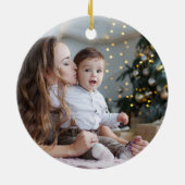 冬の豊かさ | Peace Love Joy Family セラミックオーナメント (裏面)