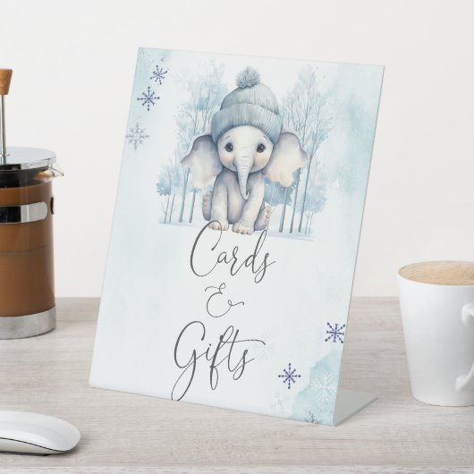 冬の象の男の子の赤ちゃんシャワーカードとギフト 台座サイン (インサイチュ)