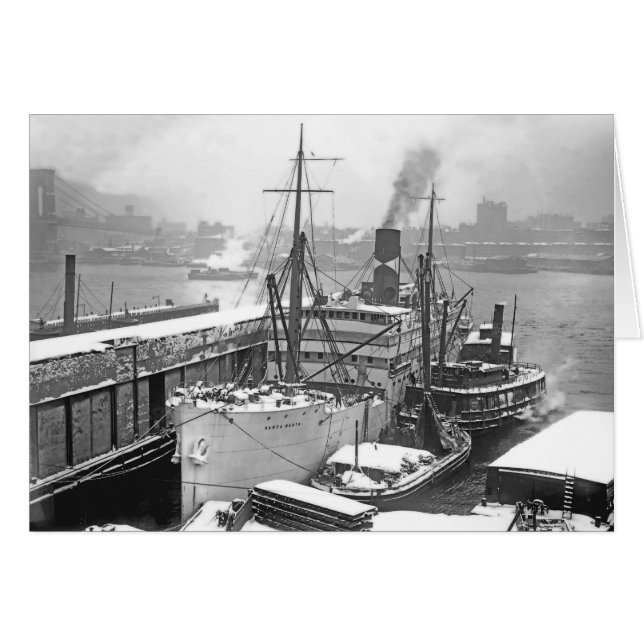 冬の貨物船 (正面横)