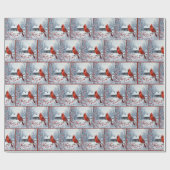 冬の赤いカーディナルが赤い実の付いた枝に止まっている ラッピングペーパー (フラット)