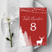 冬の赤い木の森の鹿の赤 テーブルナンバー