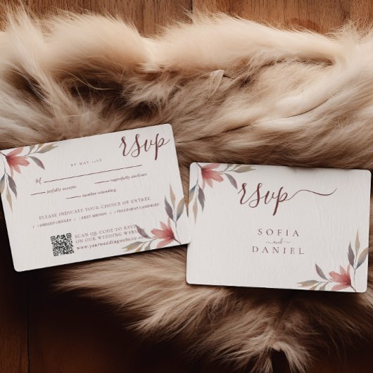 冬の赤い花の水の色結婚の 出欠カード