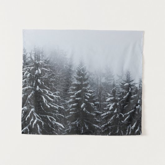冬の雪に覆われたトウヒの森 タペストリー (正面(横))