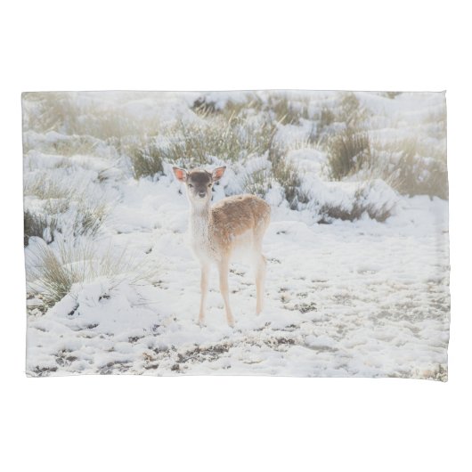 冬の雪のかわいい子鹿1 #animal#art 枕カバー (正面)