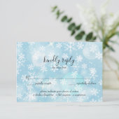 冬の雪のウェディング RSVP カード (スタンド正面)