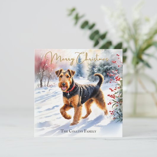 冬の雪のクリスマスにアイレデールテリア犬 シーズンカード (スタンド正面)