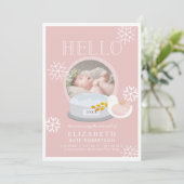 冬の雪のグローブピンクの女の子の誕生のお知らせ 招待状 (スタンド正面)