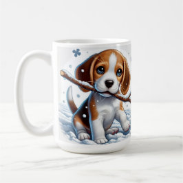 冬の雪の中でスティックで遊ぶ子犬 コーヒーマグカップ