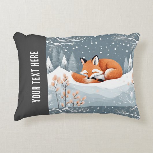 冬の雪の中で眠る狐 かわいい あったかクリスマス アクセントクッション (正面)