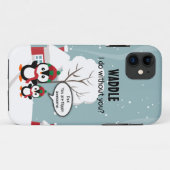 冬の雪の中のかわいいグレーベビーペンギン Case-Mate iPhoneケース (裏面(横))