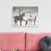 冬の雪の中の外の2頭の馬 キャンバスプリント (インサイチュ (リビング))