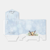 冬の雪の冷たい外の青い赤ちゃんシャワーディアー フェイバーボックス (折り畳みなし)