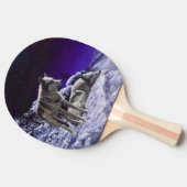 冬の雪の夜に灰色の狼 卓球ラケット (横)