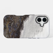 冬の雪の小川の縞模様 iPhone 16ケース (裏面横)
