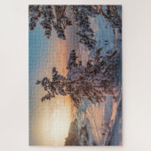 冬の雪の海の海岸の夕日 ジグソーパズル (縦)