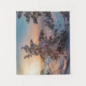 冬の雪の海の海岸の夕日 タペストリー (正面)