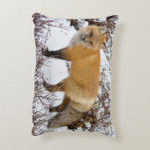 冬の雪の赤いキツネ アクセントクッション (裏面(縦))