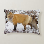 冬の雪の赤いキツネ アクセントクッション (裏面)