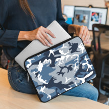 冬の雪の青の迷彩、軍隊、陸軍