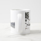 冬の雪の馬そりに乗るクリスマスジャンボマグ ジャンボコーヒーマグカップ (裏面)