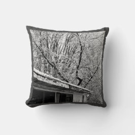 冬の雪景色の白素朴色と黒の写真 クッション