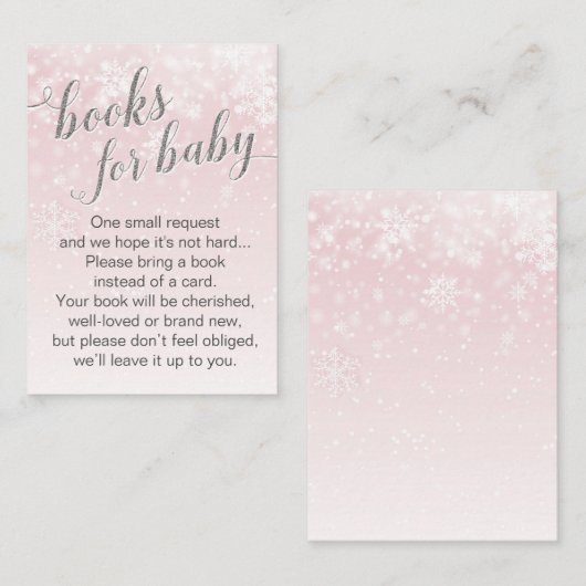 冬の雪片のピンクのベビーシャワーの本の要求 エンクロージャーカード (正面/裏面)