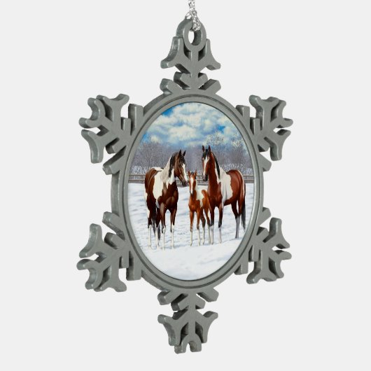 冬の雪絵を描の中に馬を入れる スノーフレークピューターオーナメント (左)