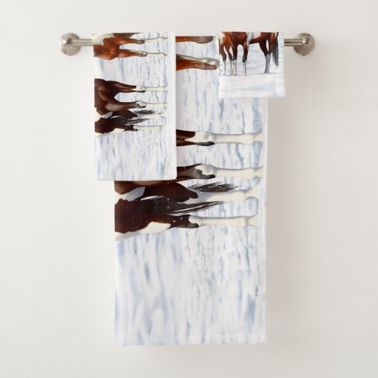 冬の雪絵を描の中に馬を入れる バスタオルセット (インサイチュ)