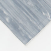 冬の雪飛んでいるフクロウ フリースブランケット (角)