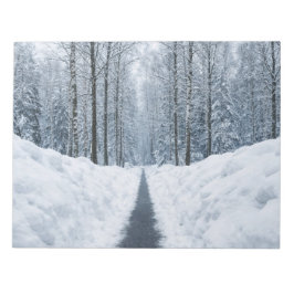 冬の霧の森の道 冬の風景 ノートパッド