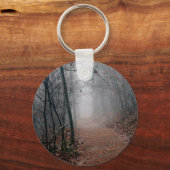 冬の霧 – トレイルのギフトで見える終わりなし キーホルダー (正面)