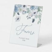 冬の青いバラ花シャワーの好意サイン 台座サイン (正面)