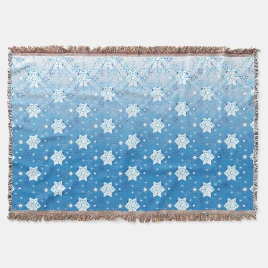 冬の青と白の雪片パターン スローブランケット (正面)