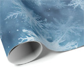 冬の青の白い雪の結晶クリスマス ラッピングペーパー (ロールコーナー)