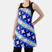 冬の青空の下の雪の女性 エプロン (インサイチュ)