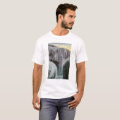 冬の風の洞窟の眺め Tシャツ (正面フル)