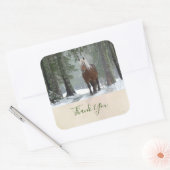 冬の風光明媚な森に茶色の馬ありがとう スクエアシール (封筒)