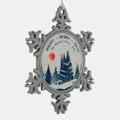 冬の風景雪の森ムーンファミリー スノーフレークピューターオーナメント (左)