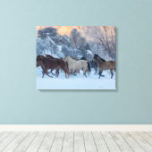 冬の馬のドライブで隠れ家の牧場 キャンバスプリント (インサイチュ (ウッドフロア))